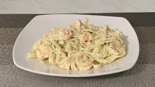 Fettuccine Alfredo con camarones [upl. by Firmin485]