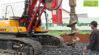 Hydraulic Piling Rotary Drill Sany SR150C Installing Auger [upl. by Idleman]