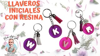 Creatividad en tus manos Llaveros iniciales con resina DIY Resin Initial Keychains [upl. by Ainattirb]