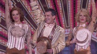 Actuación de Antonio Banderas y A Chorus Line en los Goya 2020 [upl. by Ahsemrak742]