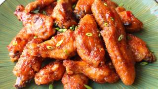 Spicy Peanut Butter amp Pepper Jelly Chicken Wings  Superbowl Chicken Wings Recipe [upl. by Anu653]