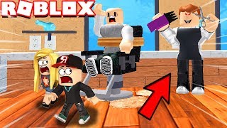 ROBLOX  FRYZJER CHCE NAS OBCIĄĆ NA ŁYSO 😱 Roblox Obby  Vito vs Bella [upl. by Rihsab]