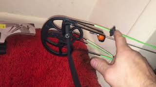 How to replace String on Compound Bow showing Youth Barnett Archery Vortex [upl. by Arual]