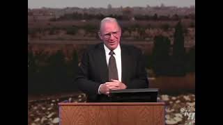 Luke 21 vs Matthew 24 ❖ Chuck Missler [upl. by Wattenberg42]