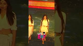 Trending Fashion Show trending fashiontrends trendingreels trendingshorts viralvideo [upl. by Ayotol]