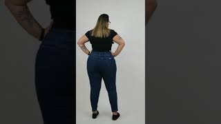 Calça Jeans Feminina Cambos Plus Size Cropped Edenise Azul [upl. by Annohsed388]