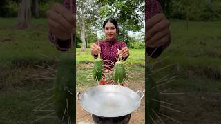 Cooking papaya with egg recipe foodie cookrecipe cooking delicious [upl. by Fisa40]