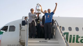 Il ritorno degli Azzurri a Roma dopo la vittoria dell’Europeo  EURO 2020 [upl. by Albric41]