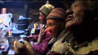 BA  Himalaya le Village Suspendu [upl. by Rider]