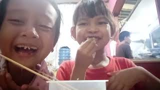 mukbang tapi marahan sama teman fypシ゚viral shorts [upl. by Norrie937]