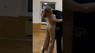 Foxtrotdanceballroomdancersportsportsballroomdancedancevideomusicбальныетанцытанцымузыка [upl. by Marthe]