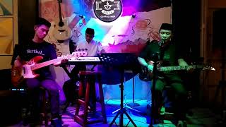 Ungu Syukur Alhamdulillah Live Concert Cover By Vertical Band [upl. by Enois]