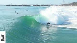 EARLY CHRISTMAS GIFT AT STRADDIE Raw Surfing [upl. by Hildie]