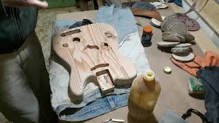 Construcción Parte 9 de guitarra tipo Telecaster en maderas recicladas  taller LM Luthier [upl. by Aled341]