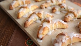 Rogaliki Poolse rugelach  Allrecipesnl [upl. by Attalie]