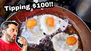 Street Food Mexico FRIED EGGS BREAKFAST Mexican Style  quotHuevos A La Mexicanaquot Right On The Street [upl. by Leeth]