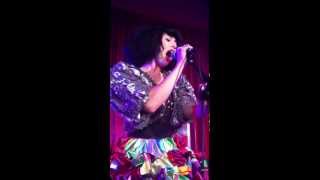 Kimbra  Good Intent live [upl. by Ehsiom]