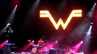 Weezer  Susanne Live 2010 quotMemoriesquot Tour [upl. by Anehta395]