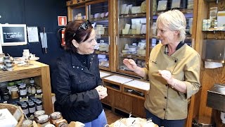 Preparar tabla de quesos franceses  Gastronomía Francia  Cómo comer y elegir quesos Fromagerie [upl. by Nedaj917]