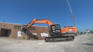 Old north Houston Yellow Cab building to be demolished transformed into affordable housing [upl. by Malti]