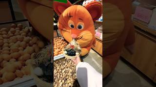 नकलि मुर्गी दिखा🥱😛 funny fruit satisfying animals cute shortsfeed shorts 🙏🙏🙏 [upl. by Samled]