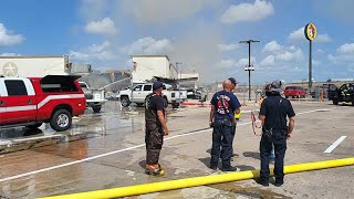 Fire at very first Bucees in Luling Texas [upl. by Lisle]