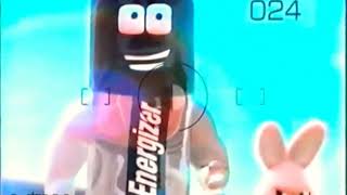 En este comercial de Energizer de 2005 le ganó al Conejo de Duracell OMG [upl. by Drain309]