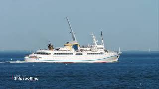 HELGOLAND  IMO 9714862  Ship Spotting 4K [upl. by Nuhsed]