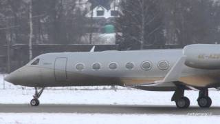 Gulfstream G450 take off at Airport BernBelp [upl. by Esorlatsyrc]