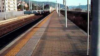 Lavagna  Stazione di Lavagna  Super video di Treni [upl. by Acissej512]