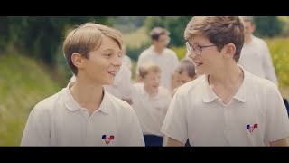 Les Petits Chanteurs à la Croix de Bois  Regardez lhumilité de Dieu  Lourdes Clip officiel [upl. by Shu]