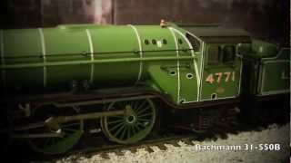 oorailcom  LNER Class V2 quotGreen Arrowquot 4771 Bachmann OO Gauge Locomotive Review [upl. by Tnecniv]