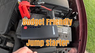 Gooloo GP2000  Economical Jump Starter for Smaller Vehicles [upl. by Aipmylo684]