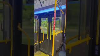 Tomando el autobús 🚍 en Madison Wi [upl. by Ilat89]