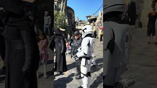 Star Wars Galaxys Edge  Kylo Ren Interrogates People on Batuu [upl. by Haslett]