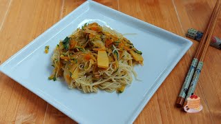 Spaghetti di riso CINESI alle VERDURE  Ricetta Vegetariana Facilissima  La Cucina di Lena [upl. by Howard703]