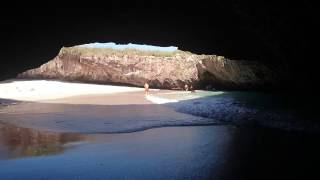 Playa escondida en las Islas Marietas [upl. by Anekahs828]