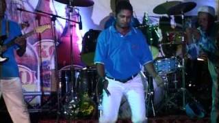 Koffi Olomide amp le Quartier Latin Live au GHK 2005 V2 [upl. by Spense]