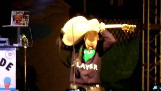 Mac Miller  Stubbs Austin  Plays electric guitar behind his head [upl. by Evilo]