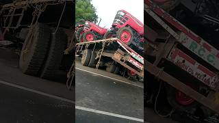 accident p Gujarat mein😔 accident qpqpqp😭😭🥺 [upl. by Aivatnahs]