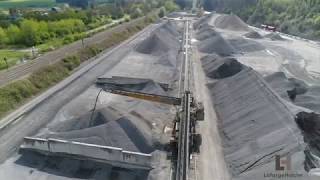 La carrière Lafarge de Givet vue du ciel [upl. by Mcintosh140]