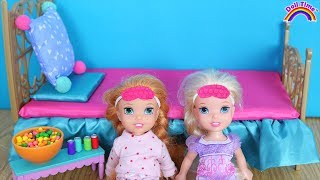 Sleepover Party Elsa and Anna Toddlers with Shimmer and Shine [upl. by Pedaias31]