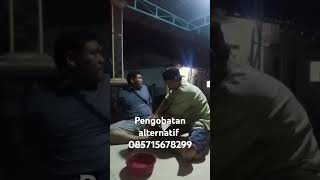 Abah Toha Mengobati lutut keseleo maen bola fyp shorts pengobatanalternatif uruttradisional [upl. by Antsirhc443]