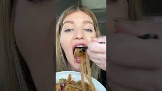 SPICY CHICKEN SWEET POTATO NOODLE BOWL 🍜🐓🔥🥒🥦🥕🥬❤️👌 Bibibop mukbang eatwithme asmr shorts [upl. by Anom]