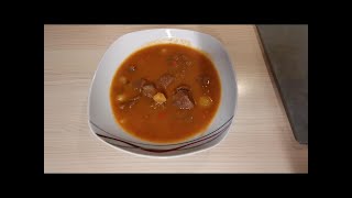 Ungarische Gulaschsuppe 4K [upl. by Eilrebmik12]