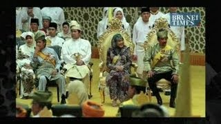 Their Majesties take part in powdering ceremony [upl. by Namaj344]