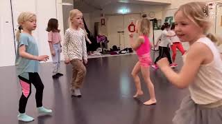 Jerusalema Dance Challenge  Barn och lärare i Simrishamns kommun [upl. by Ardnaskela]