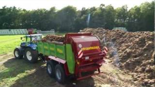 Strautmann Streuer mit Claas Fendt und New Holland [upl. by Arries]