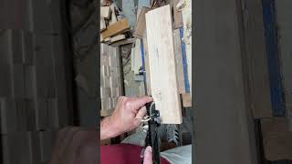 Cutting a Rabbet with the grain Using a Stanley 192 Rabbet Plane short woodworking [upl. by Ellered]