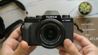 Fujifilm XT200 Review  From 1″ to APSC Sensor [upl. by Garbe]